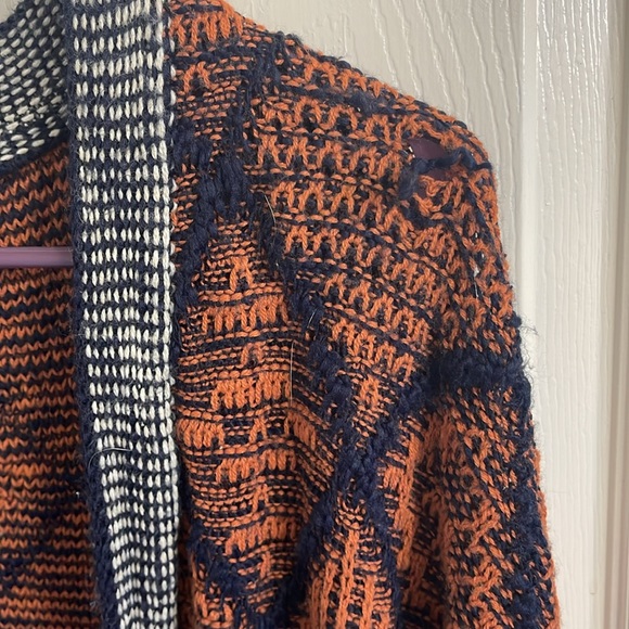 Cute Caridagn - Picture 3 of 3